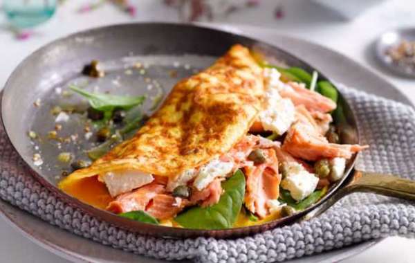 Omelete de salmão e outras receitas para manter a dieta no fim de semana
