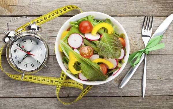 TRAIN LOW, COMPETE HIGH: ALIMENTACAO PARA DESEMPENHO EXTREMO