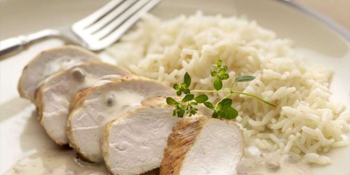 Peitos de frango com molho de cogumelos e whey
