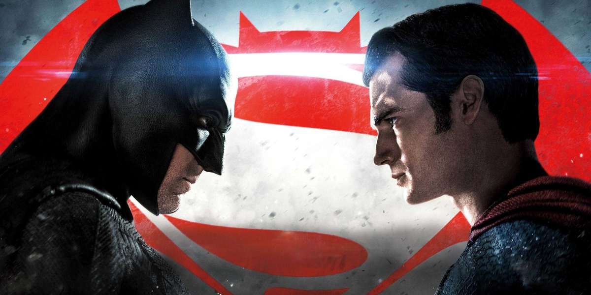 Batman vs Superman: Quem tem a melhor identidade secreta?