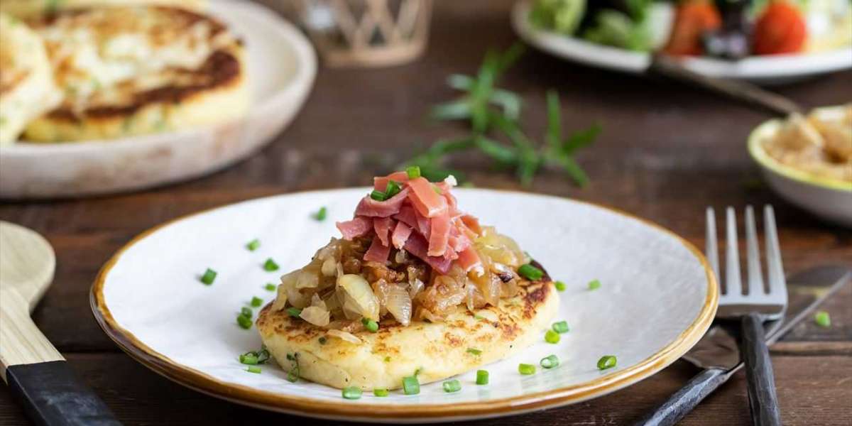 Panquecas de batata com whey cebola e presunto