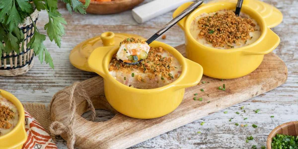 Purê de batata gratinado com abobrinha, whey, cenoura e presunto