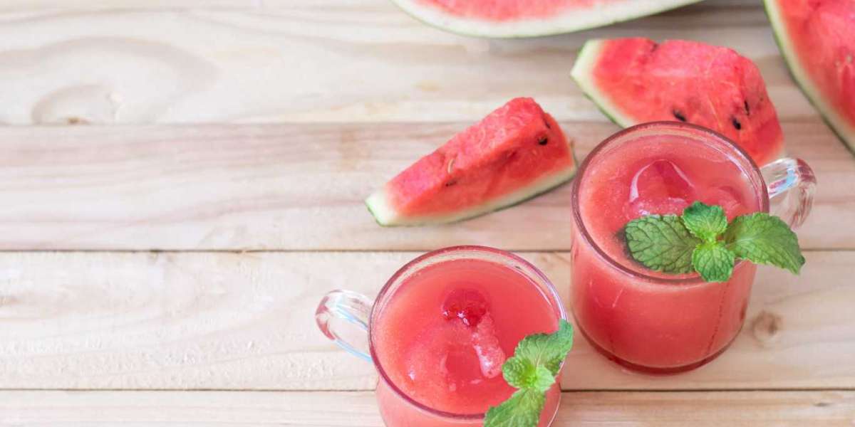 Suco de chá verde e melancia que acelera metabolismo e derrete gordura