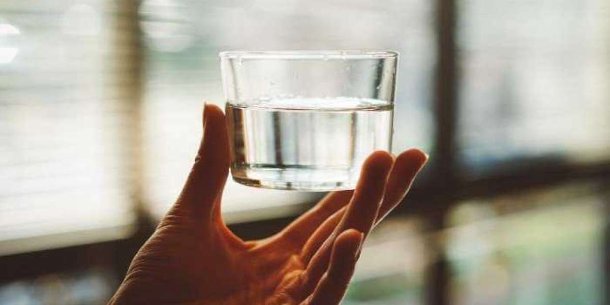 O jejum com água é seguro? Tudo que você precisa saber