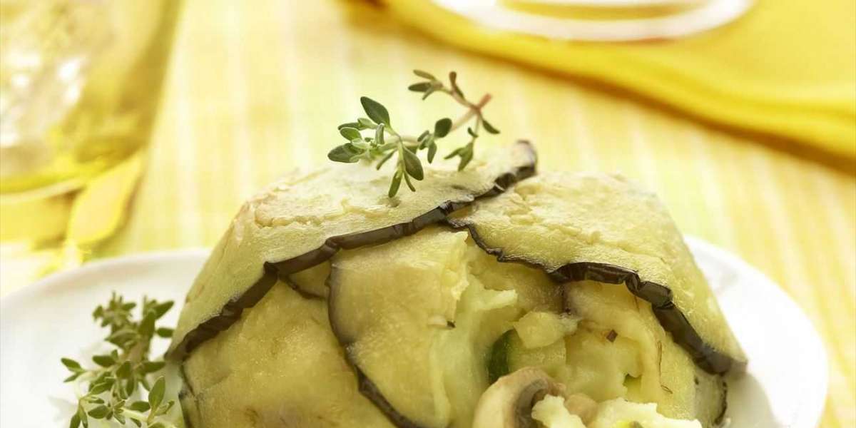 Pudim de berinjela com purê de batata e whey