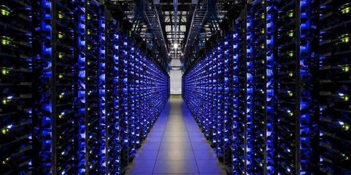 Remodelando o cenário global de TI: o impacto dos data centers em hiperescala