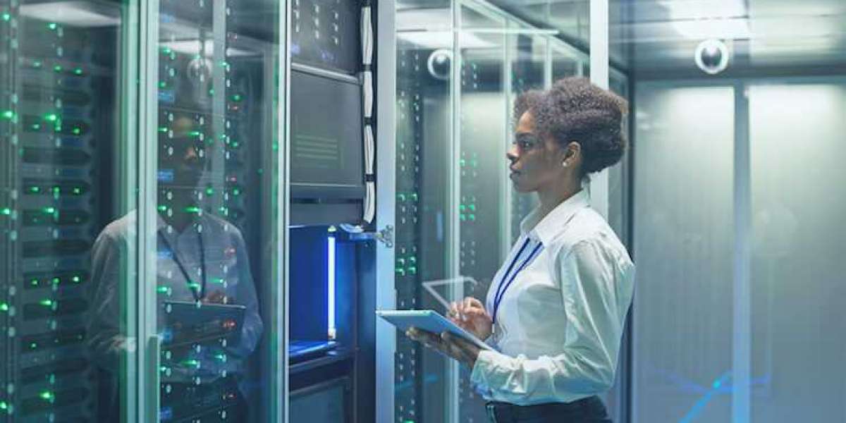 Focando na eficácia do uso da água para sistemas de resfriamento de servidores para aumentar a sustentabilidade