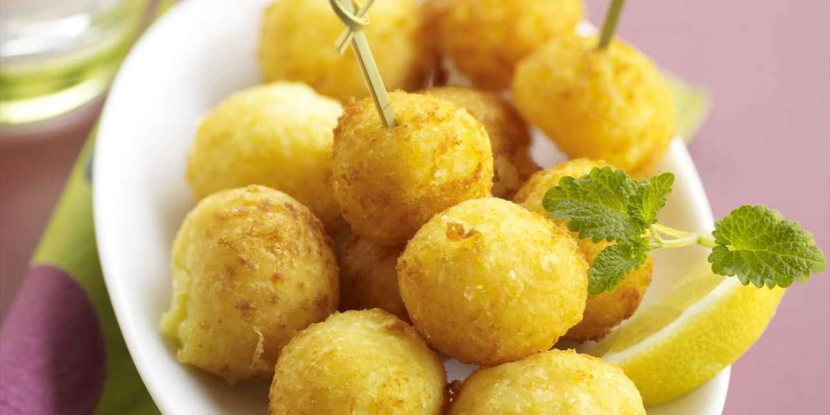 Bolinho de batata com queijo e whey