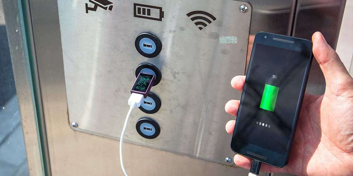 Como carregar seu smartphone em um local público sem infectá-lo