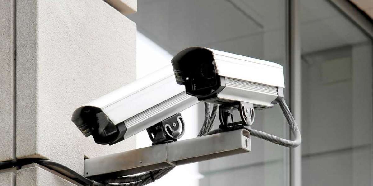 Sistemas de câmeras de vigilância urbana sem segurança