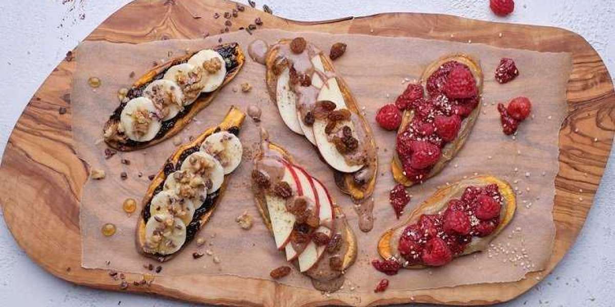 Torrada de batata doce com manteiga de amêndoa maçã e whey