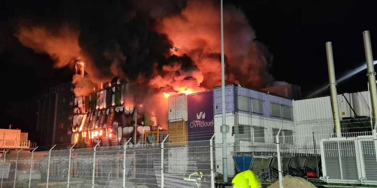 Data Center da OVH na França foi completamente destruído por fogo,