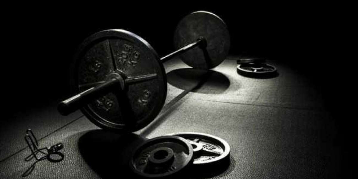 Avance vida longa ao bodybuilder