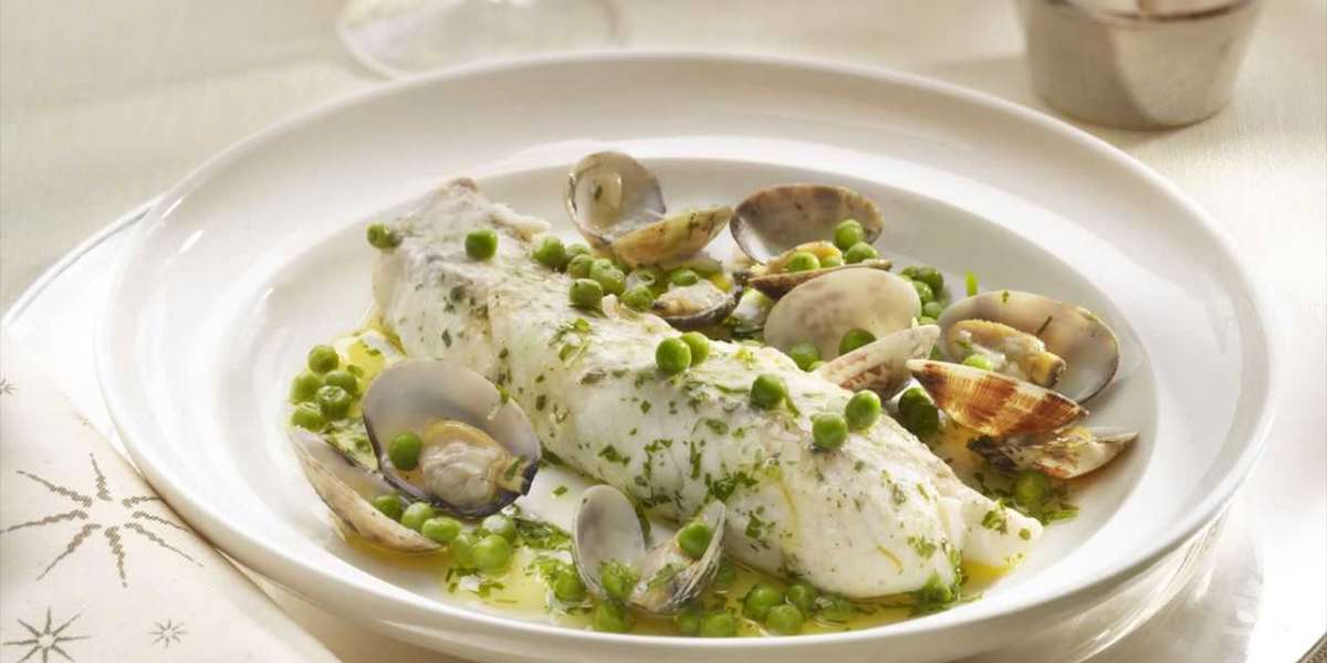 Merluza Monstra a la marinera con almejas