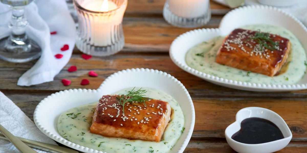 Purê a la Parmentier com endro salmão com mel
