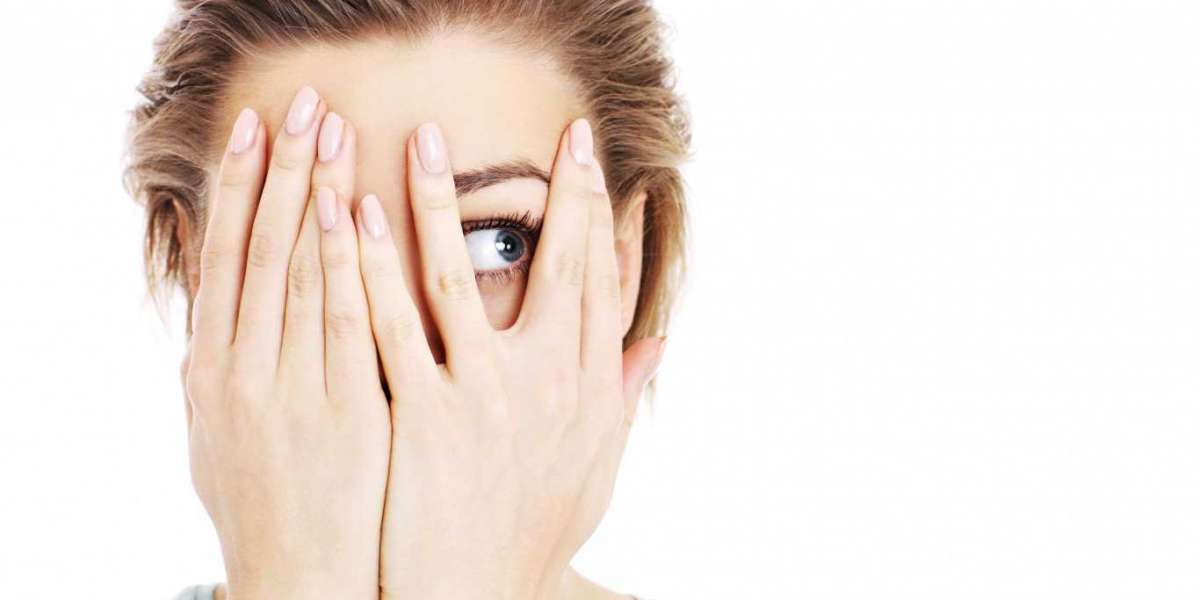 Alguém está te observando agora?