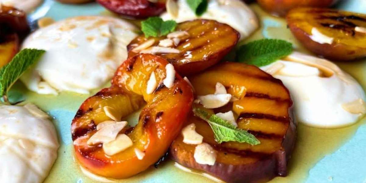 Pêssegos Grelhados Com Iogurte Proteico | Sobremesa Simples e Saudável
