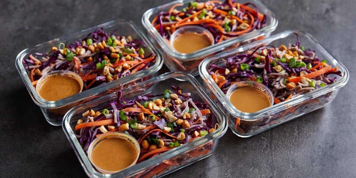 Salada de macarrão de amendoim frio | Receita Fitness Fácil